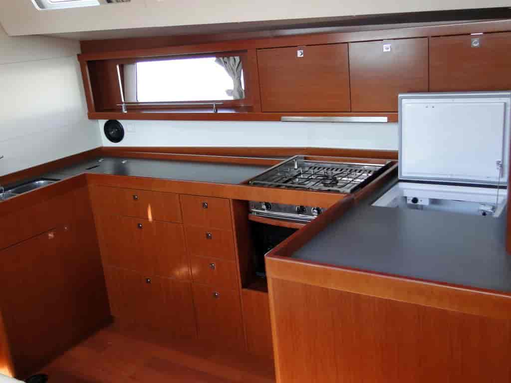 Boat picture 9