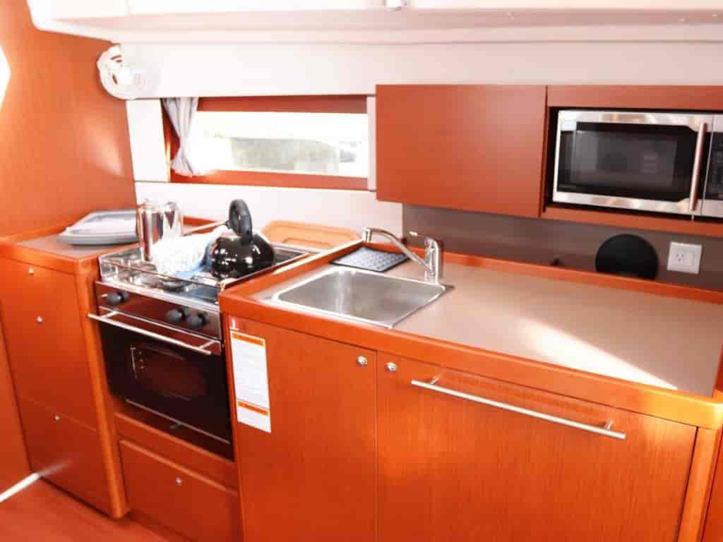 Boat picture 17