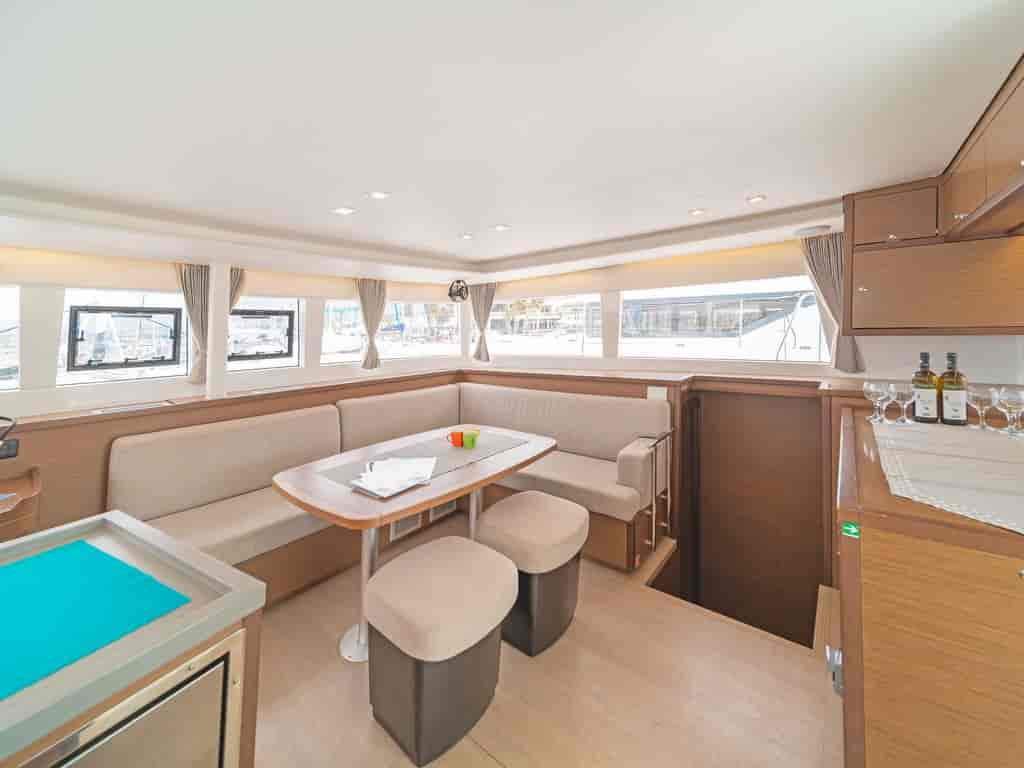 Boat picture 9