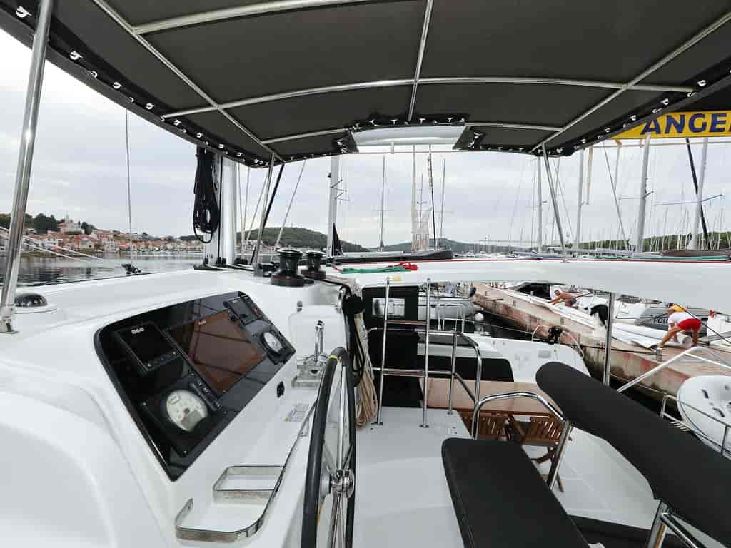 Boat picture 9