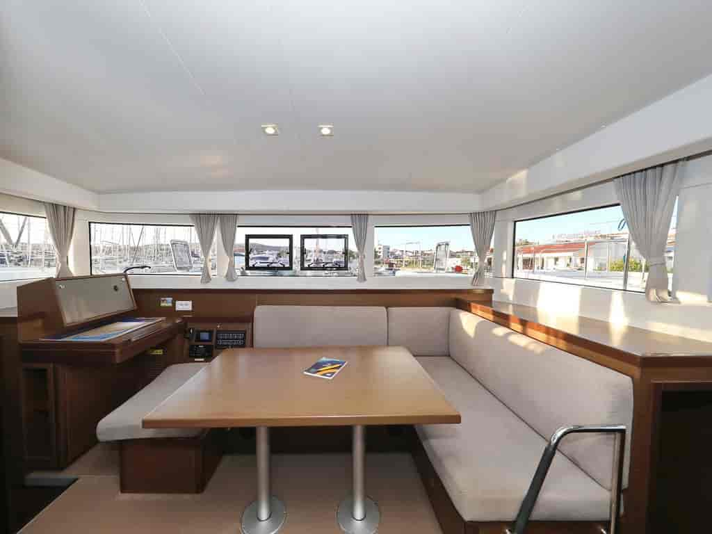 Boat picture 17