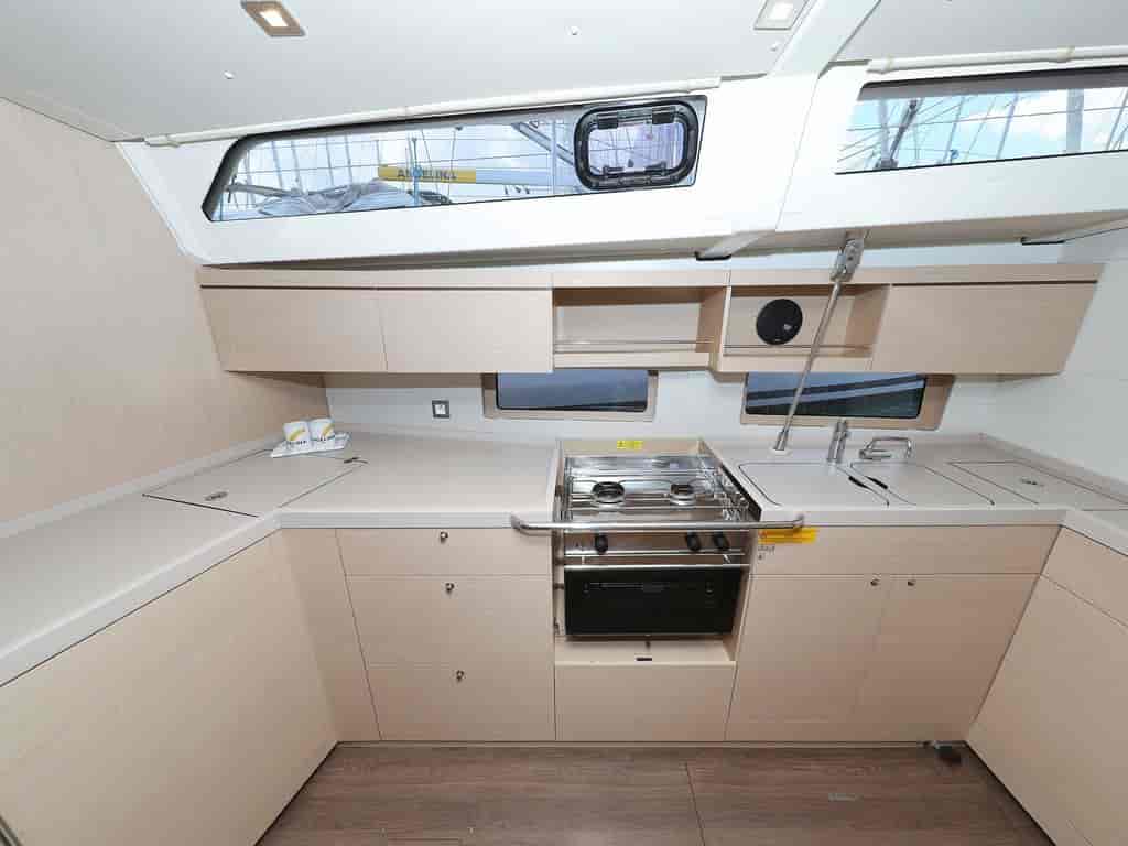 Boat picture 17