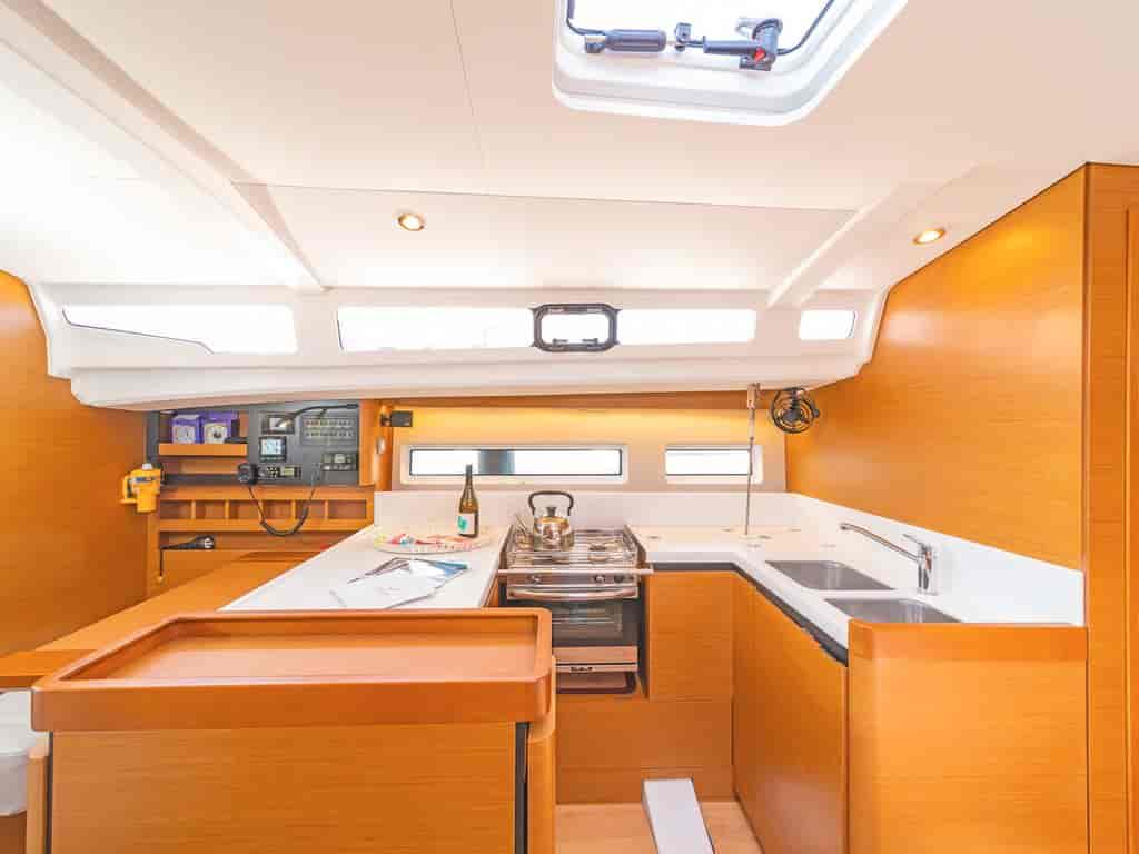 Boat picture 14