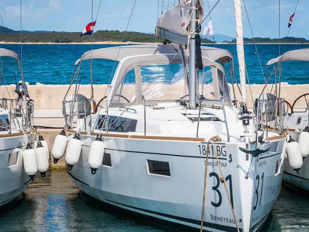 Boat picture 9