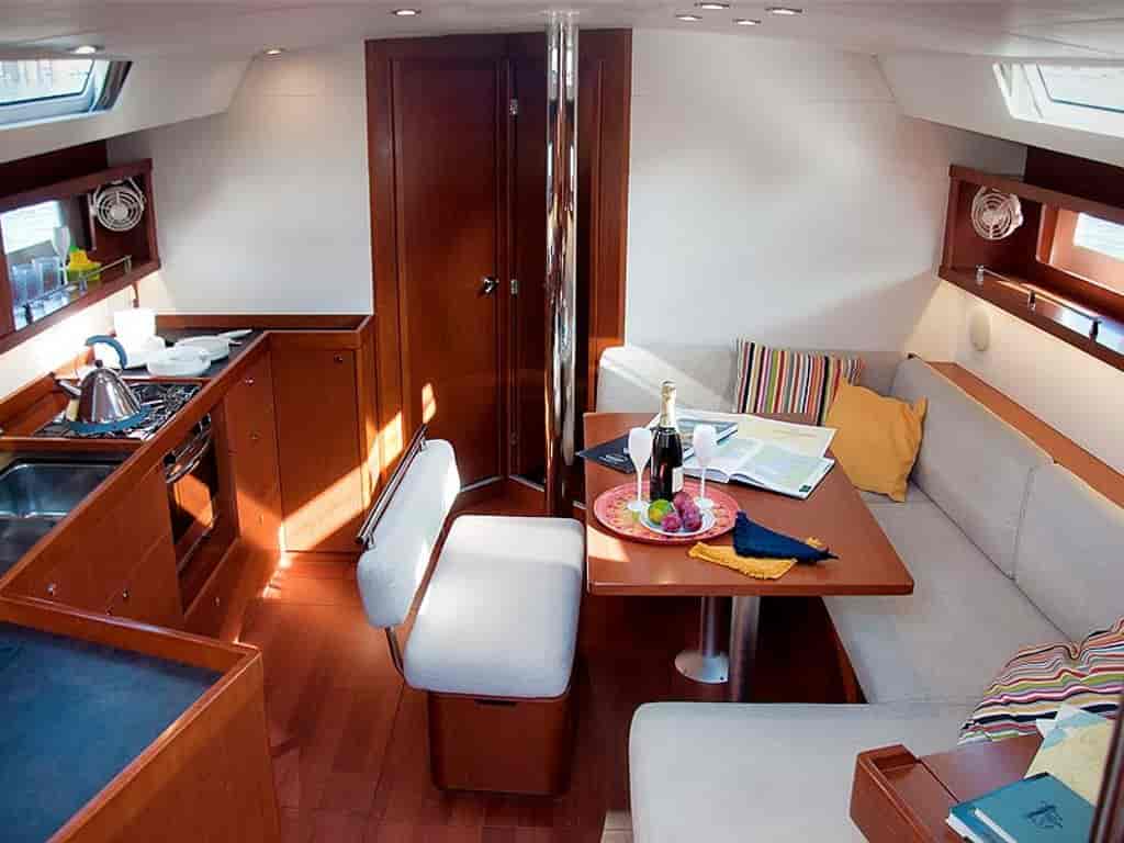 Boat picture 9