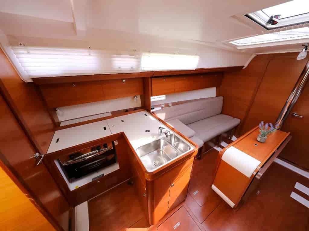Boat picture 17