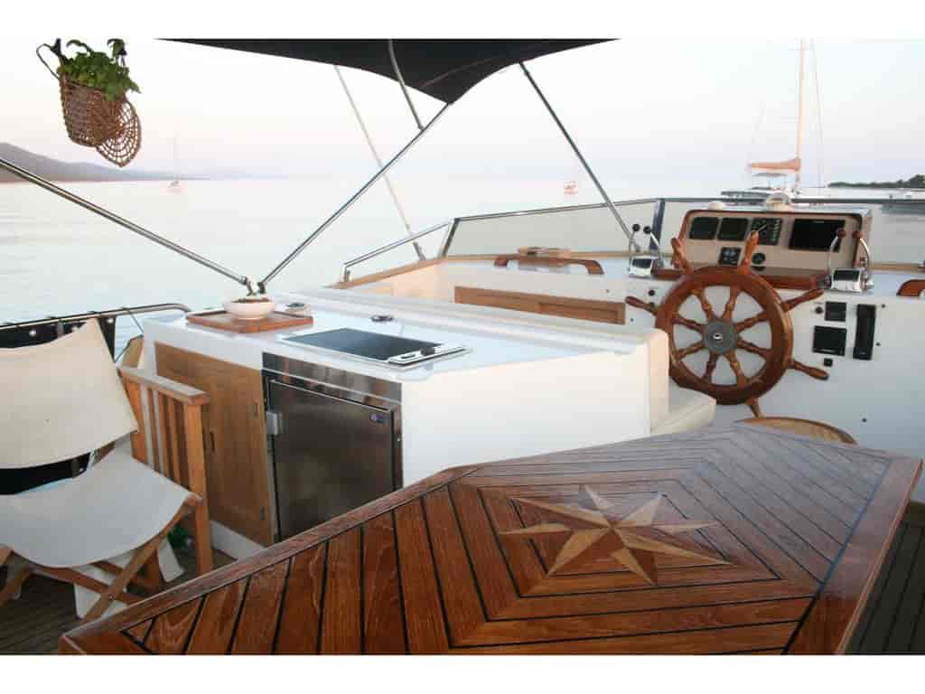 Boat picture 16