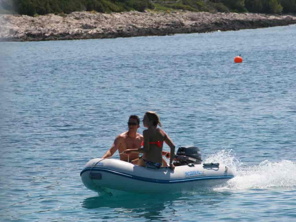 Boat picture 17