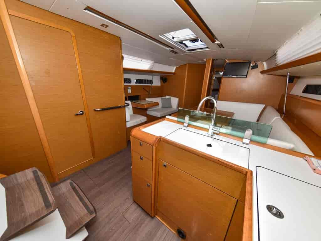 Boat picture 17