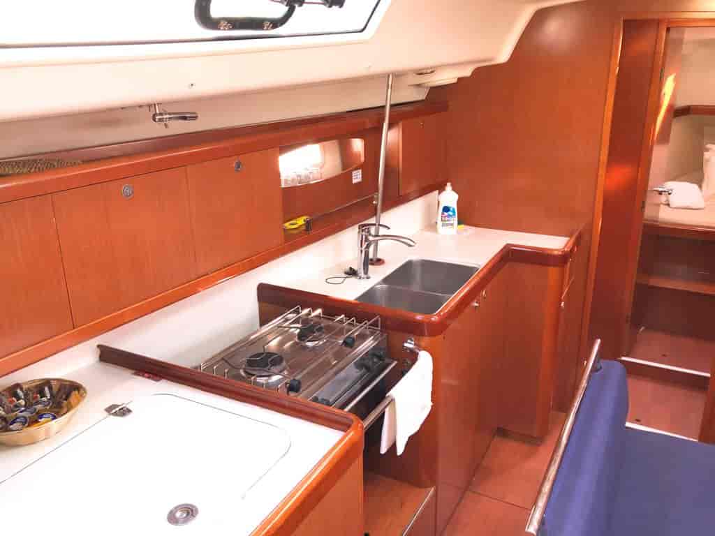 Boat picture 9