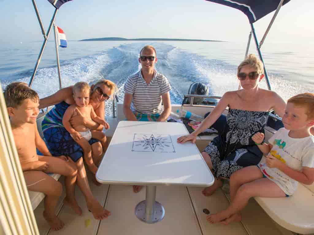 Boat picture 14