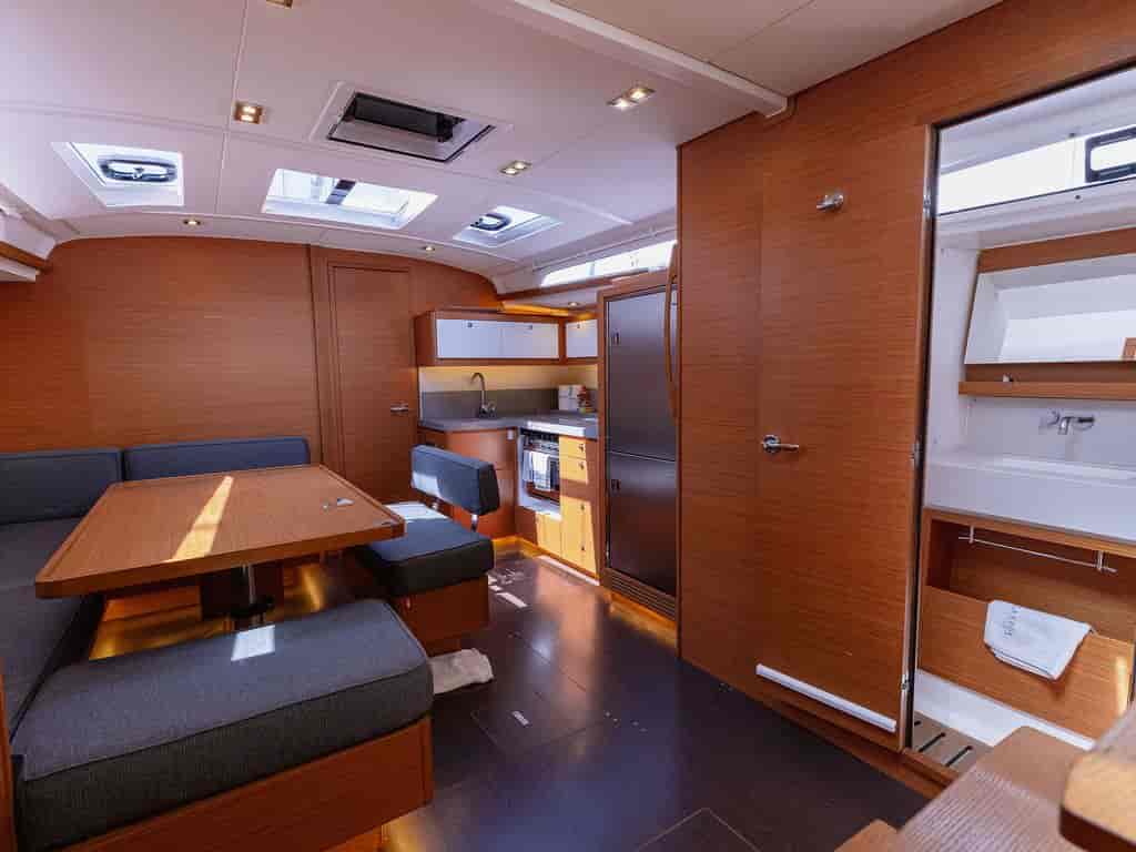 Boat picture 9