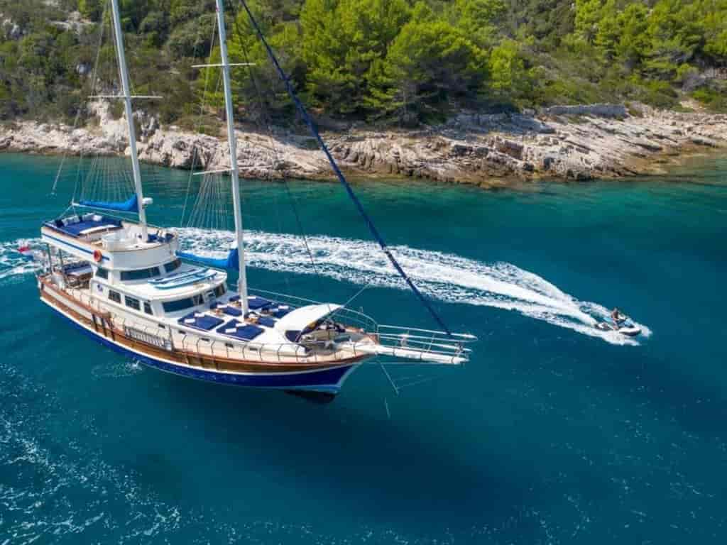 Boat picture 9