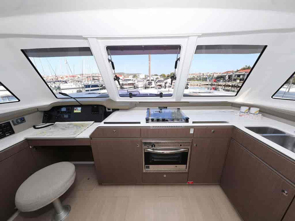 Boat picture 19