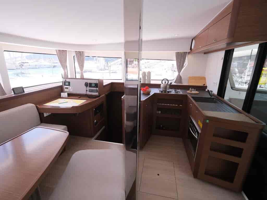 Boat picture 12