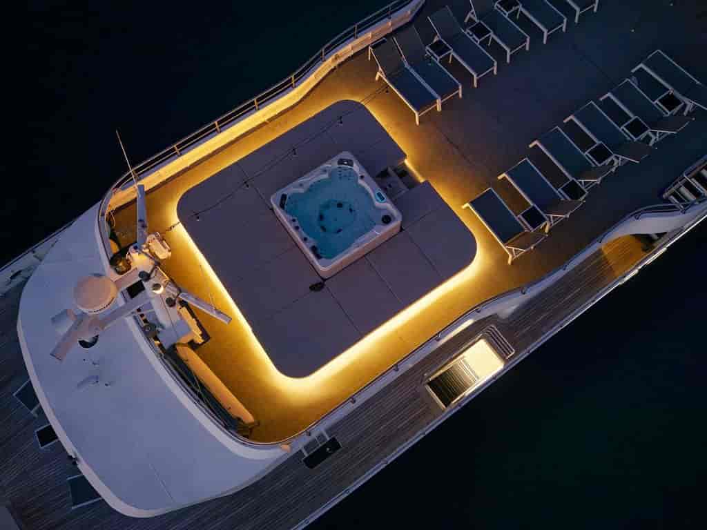 Boat picture 4