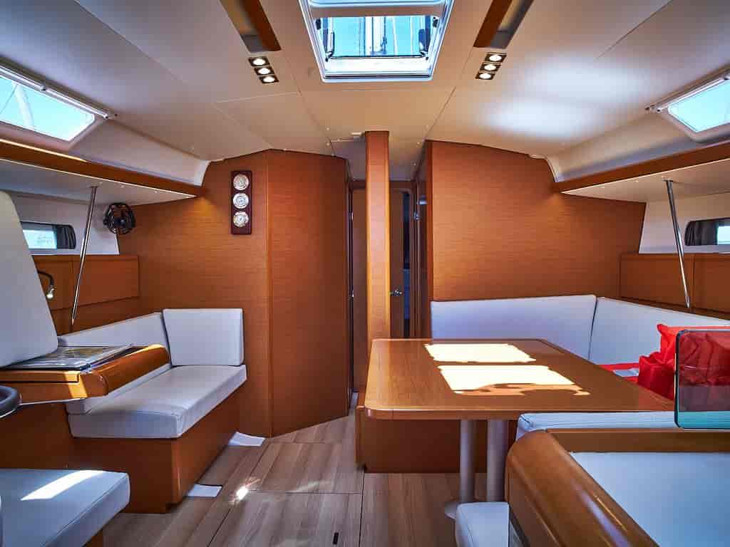 Photo 6 of Nina