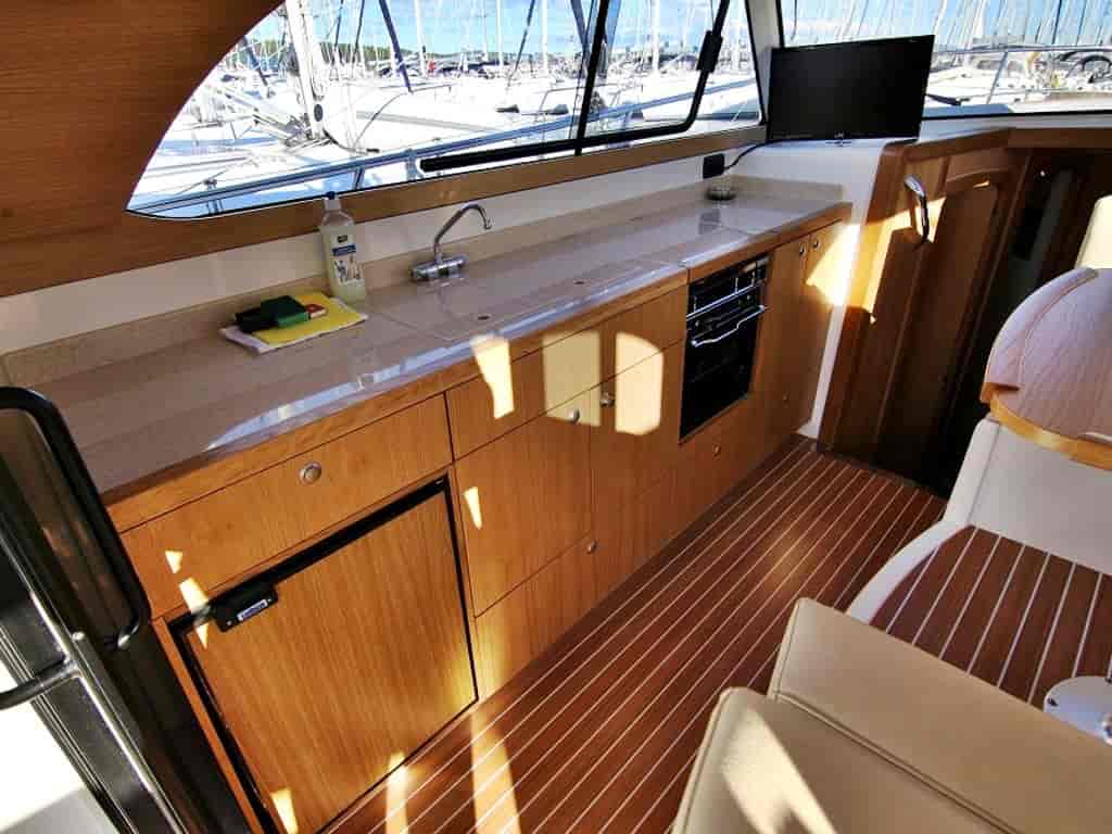 Boat picture 13