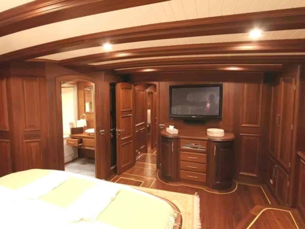 Boat picture 17