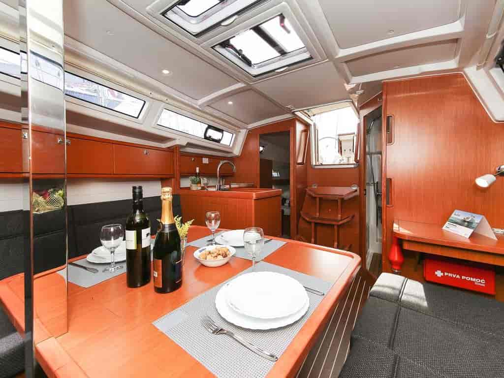 Boat picture 9