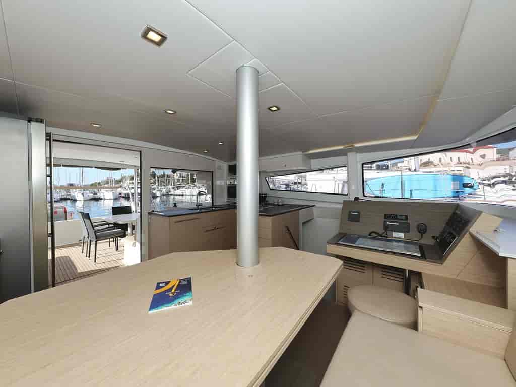Boat picture 14