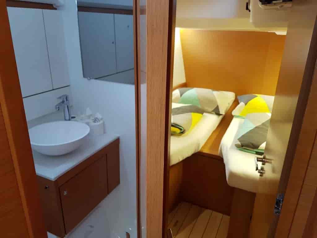 Boat picture 17