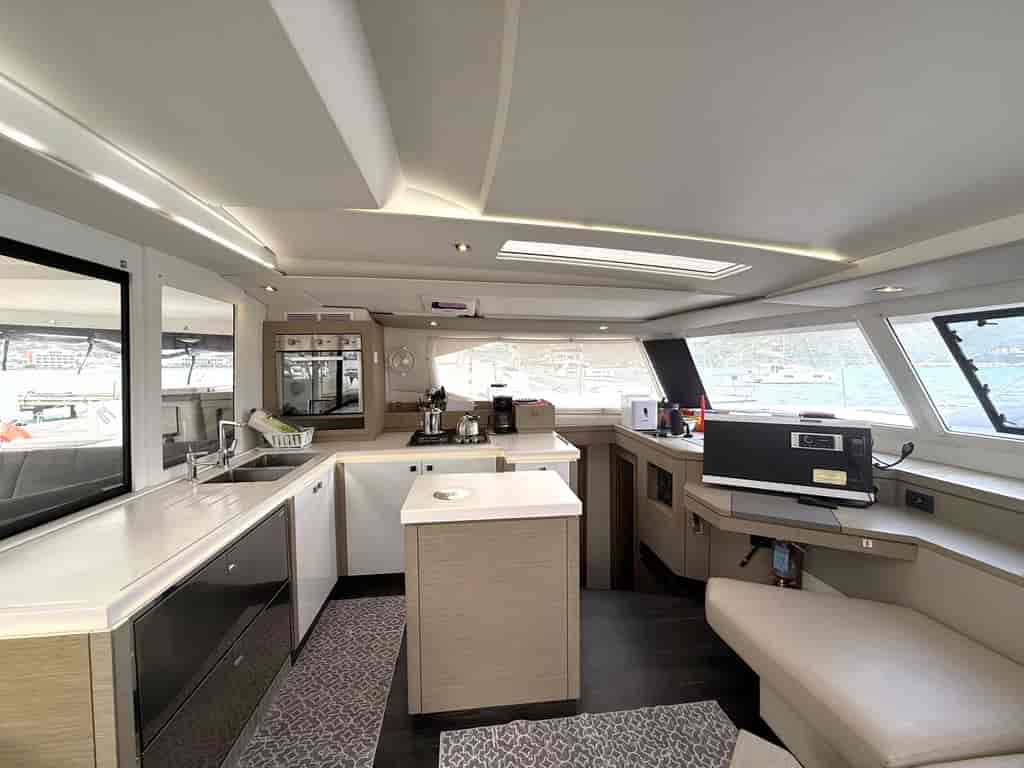 Boat picture 19