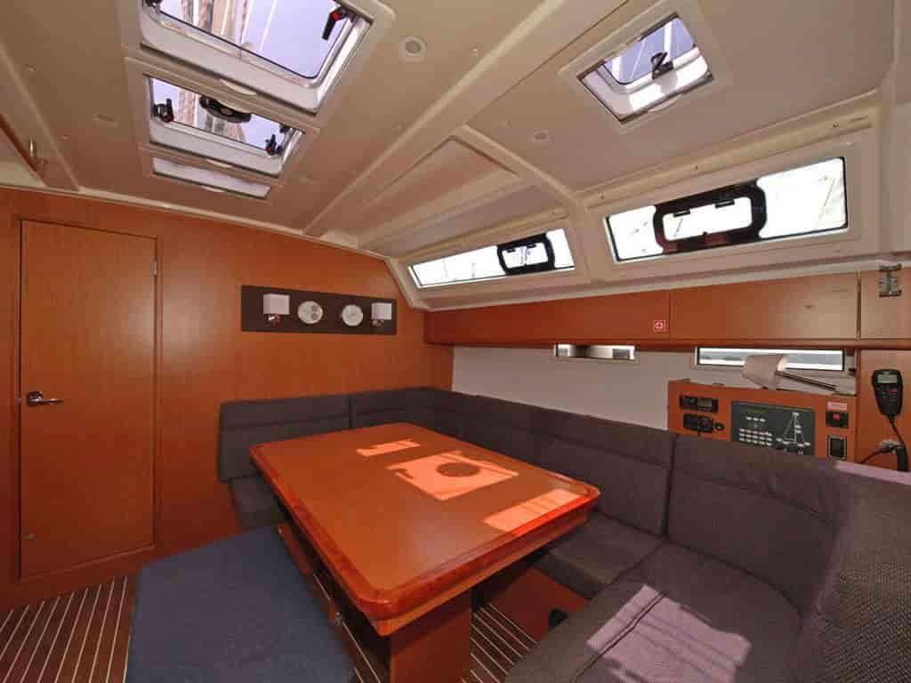 Boat picture 9