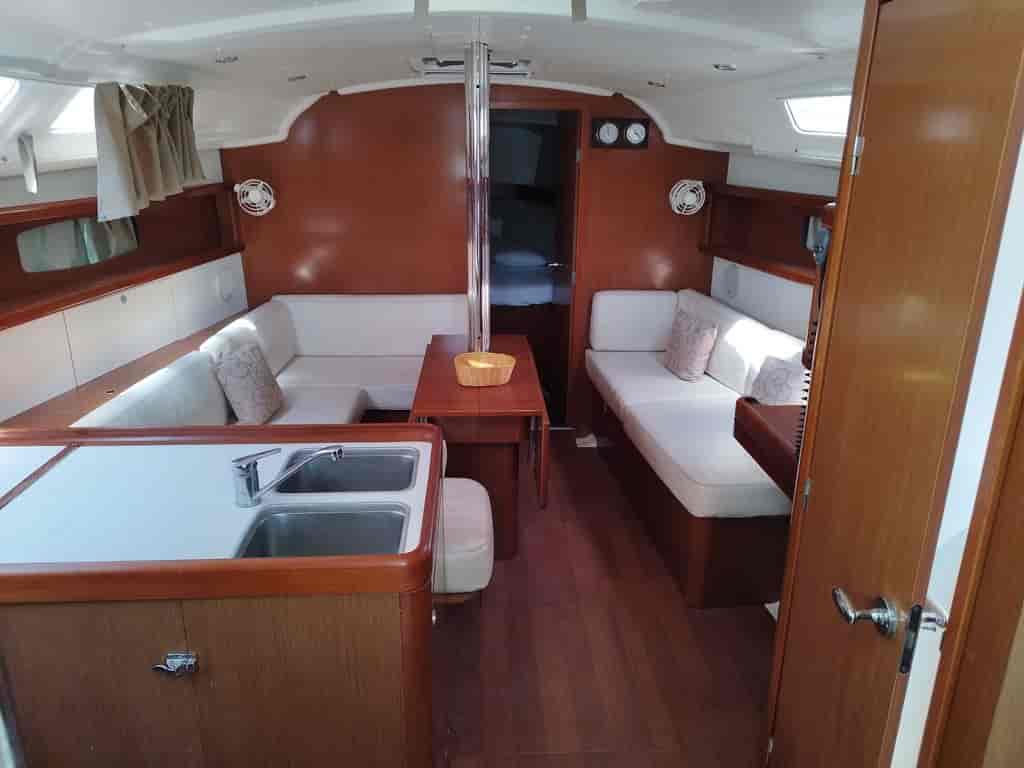 Boat picture 17