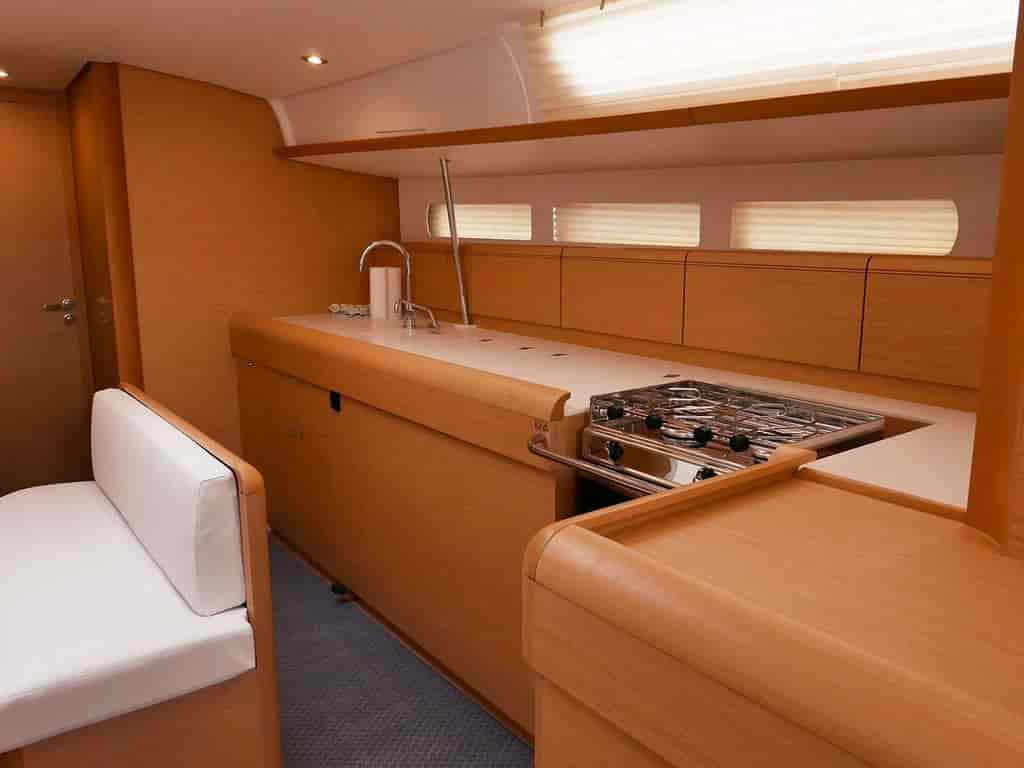 Boat picture 9