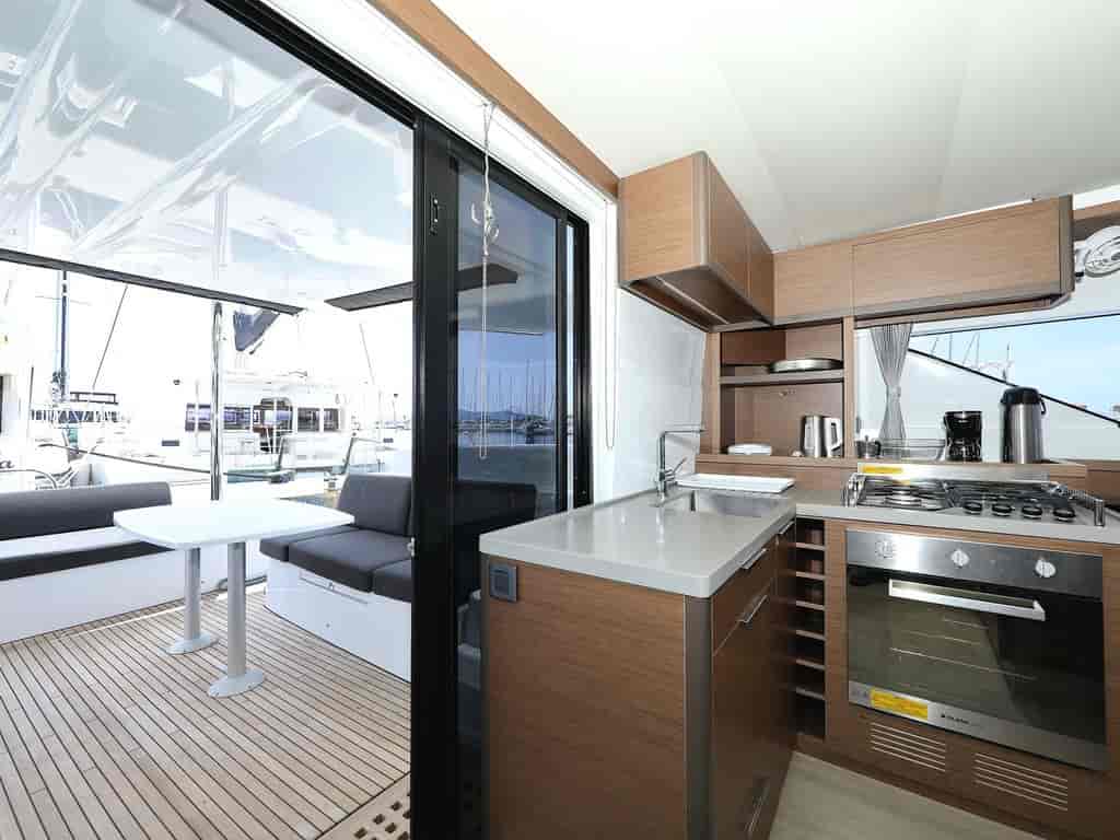 Boat picture 17
