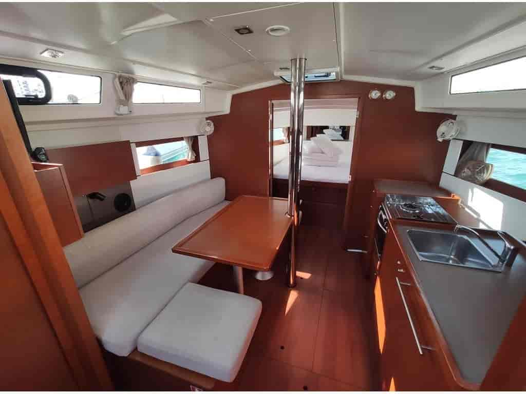 Boat picture 9