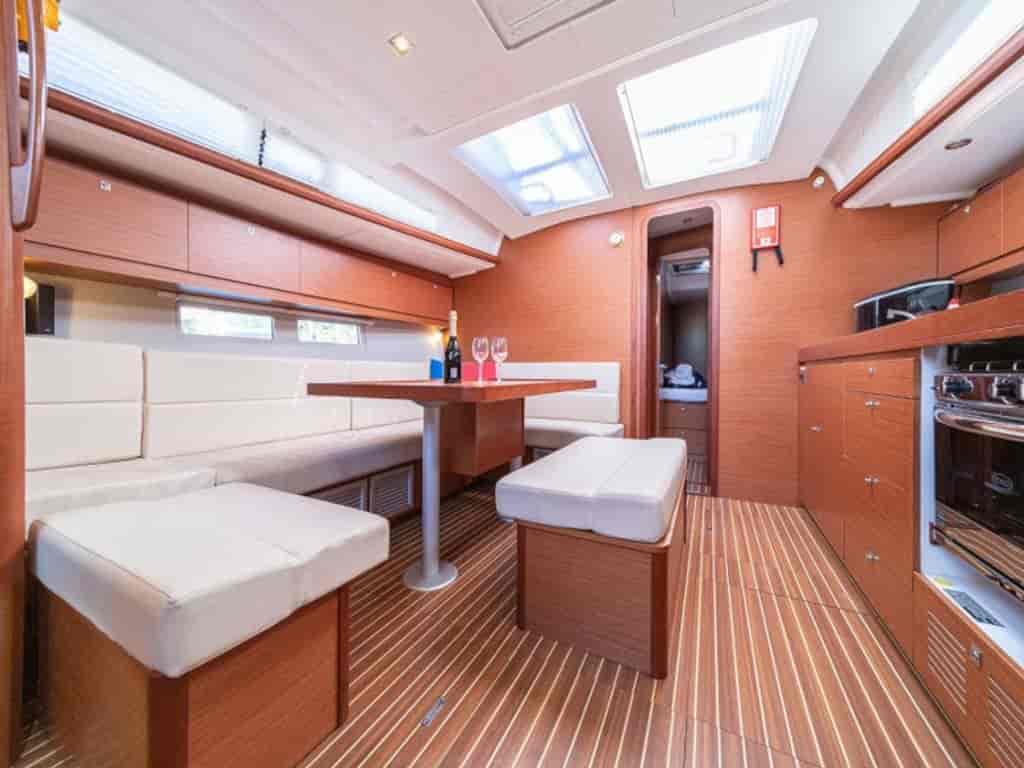 Boat picture 9