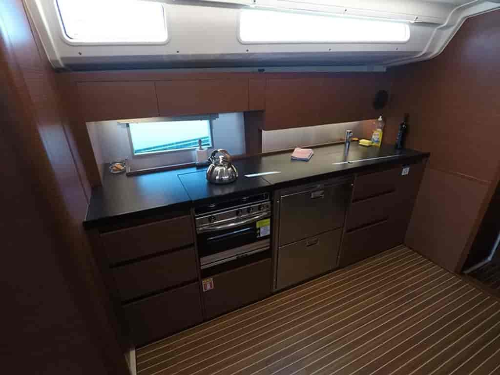 Boat picture 9