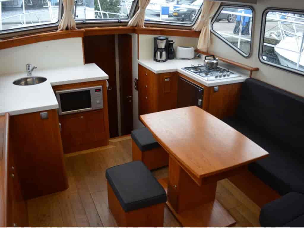 Boat picture 9