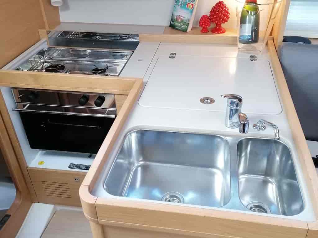 Boat picture 9