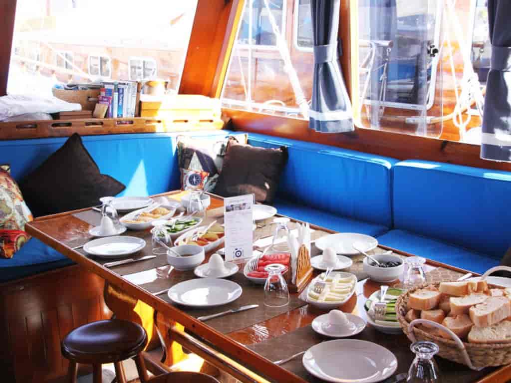 Boat picture 13