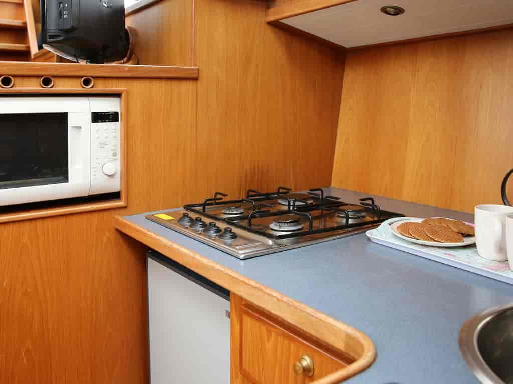 Boat picture 16