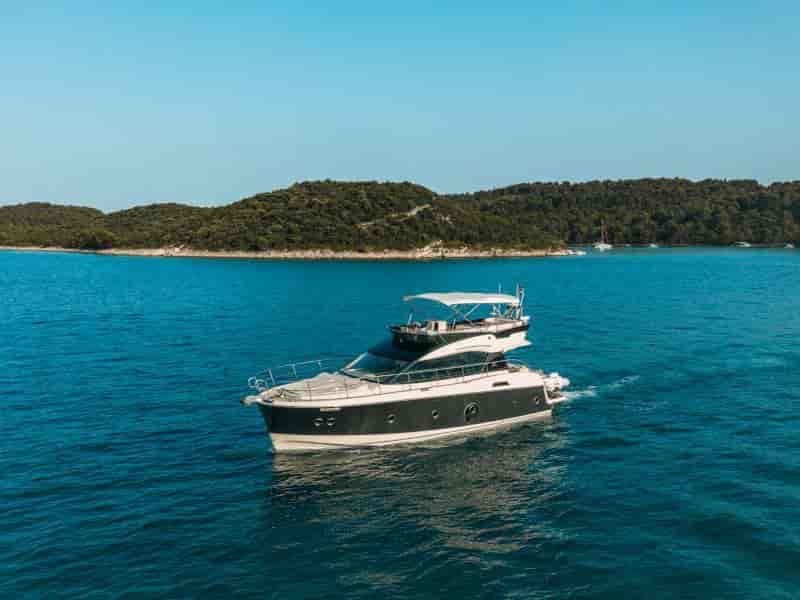 Boat picture 1