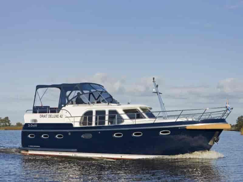 Boat picture 1