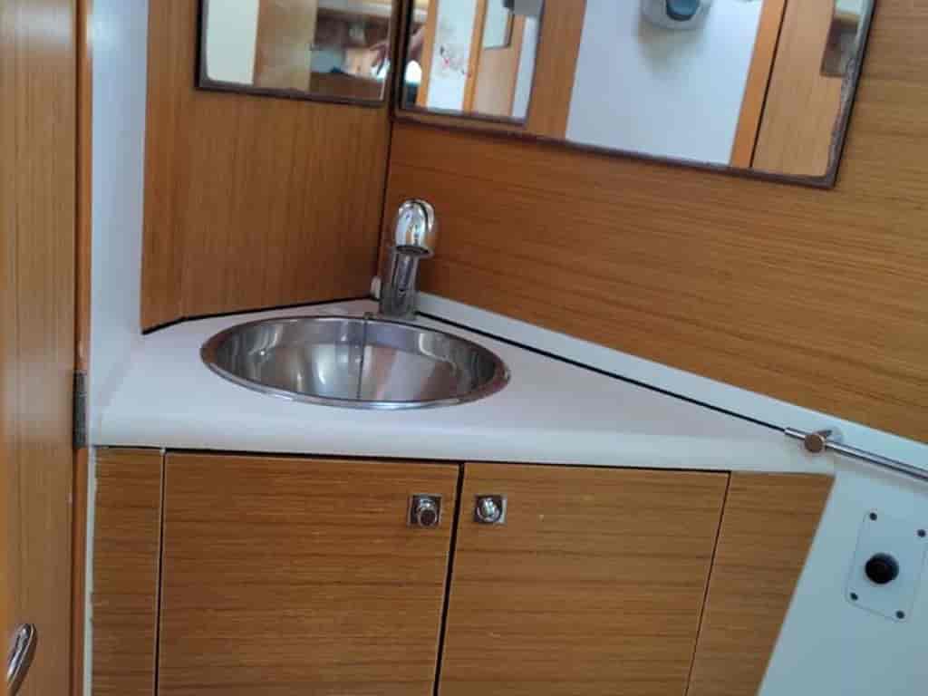 Boat picture 17