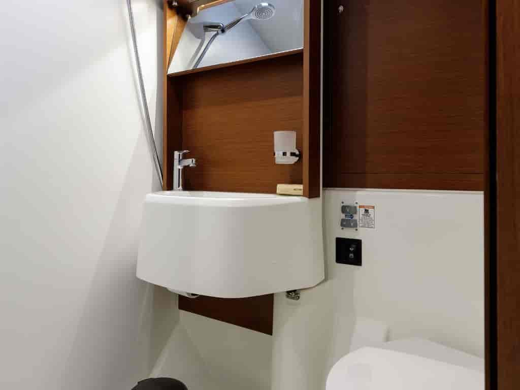 Boat picture 16