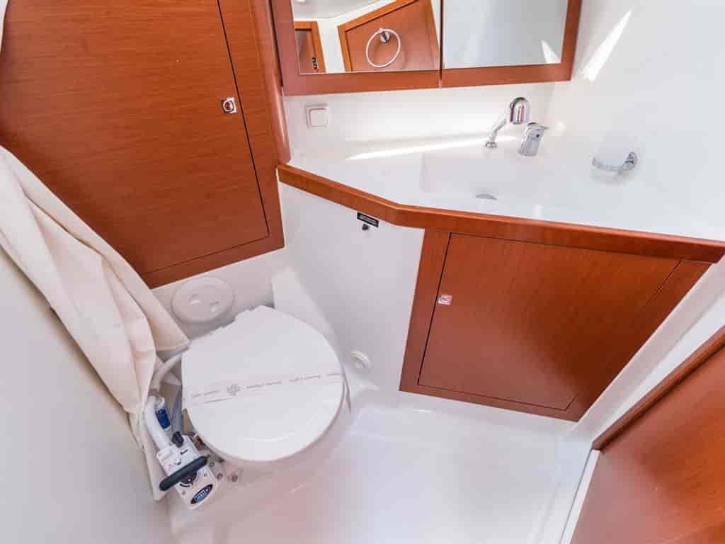 Boat picture 9