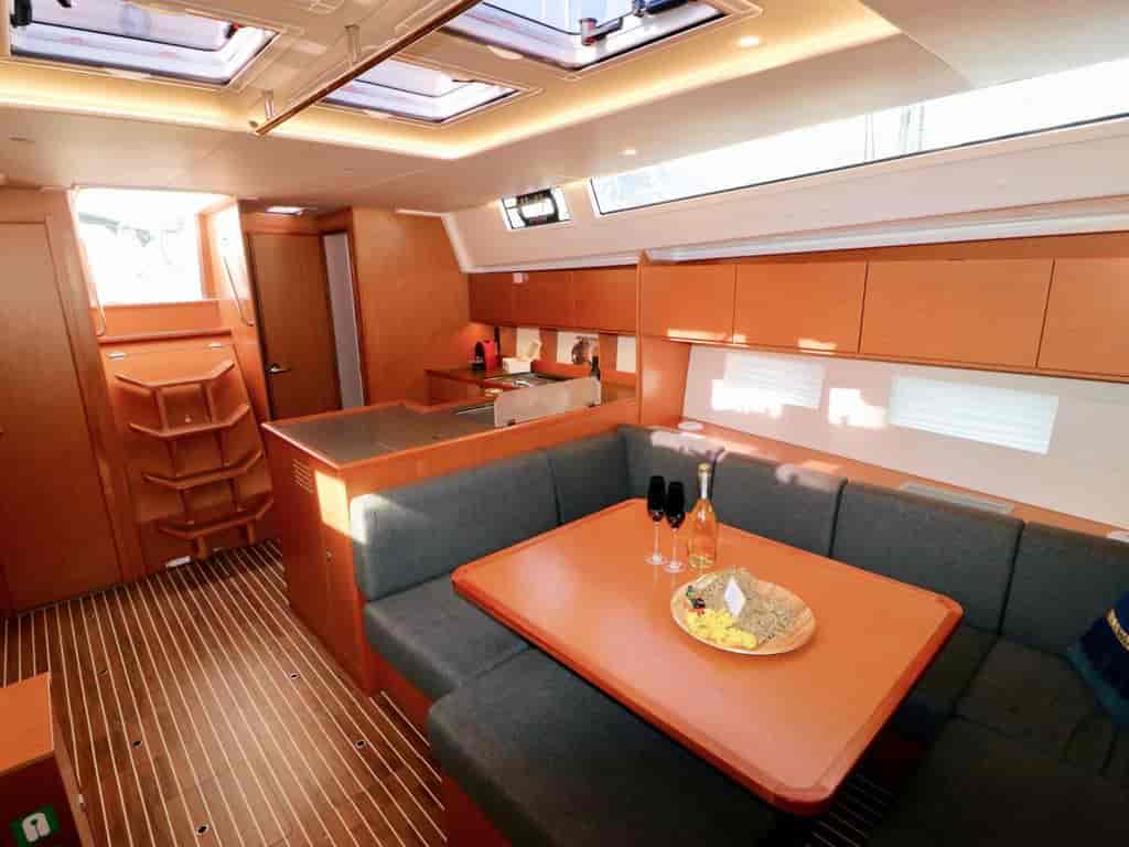 Boat picture 9