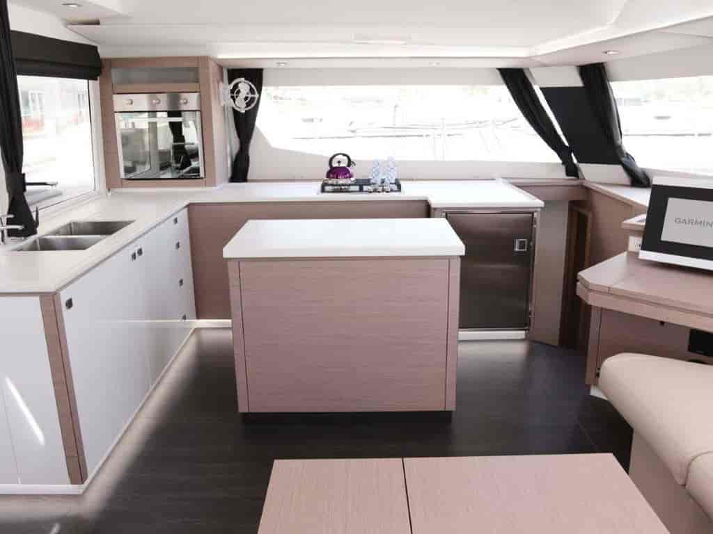 Boat picture 14