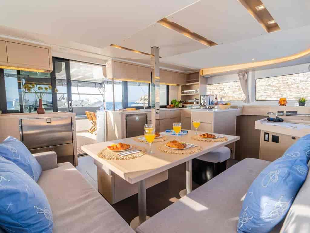 Boat picture 17