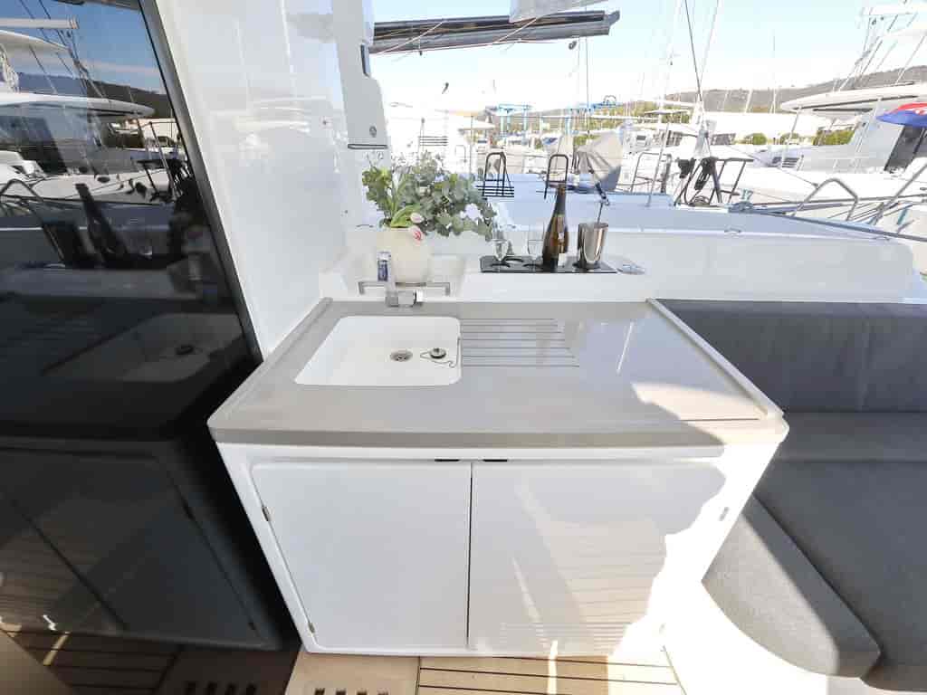 Boat picture 16