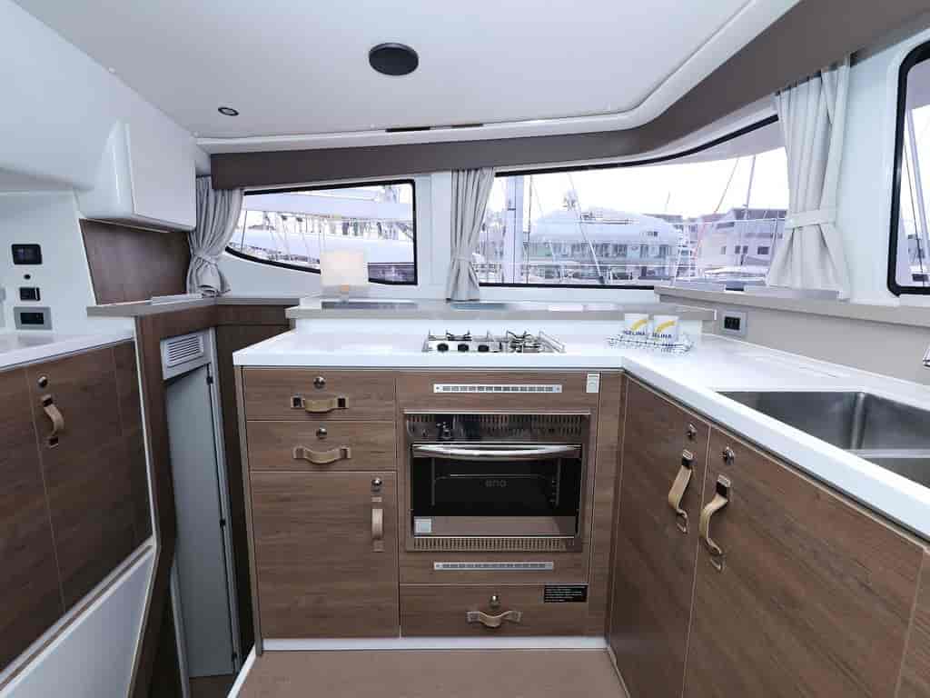 Boat picture 17
