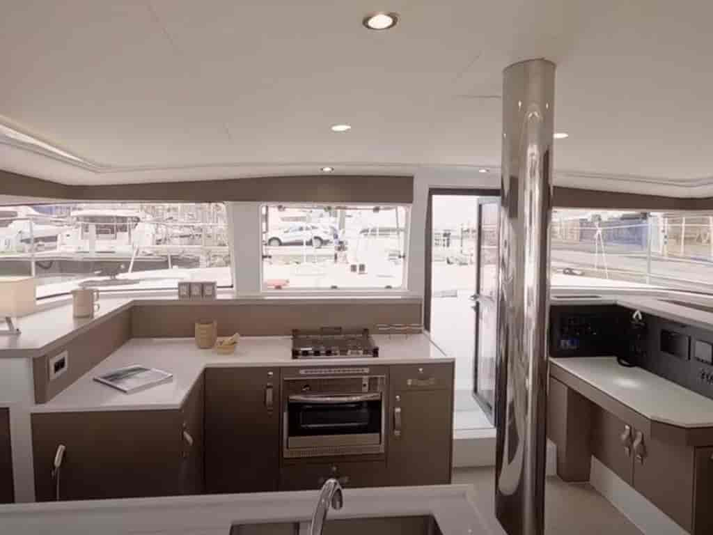 Boat picture 10