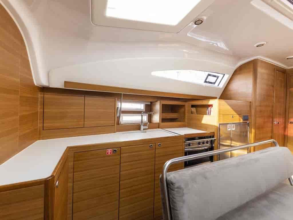 Boat picture 9